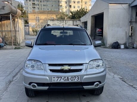 Chevrolet Niva 2013