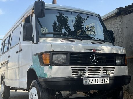 Mercedes 208 D 1994