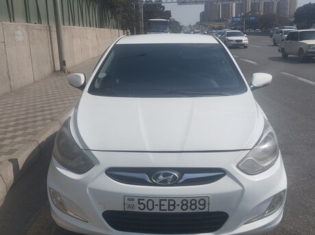 Hyundai Accent 2011