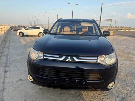 Mitsubishi Outlander 2014