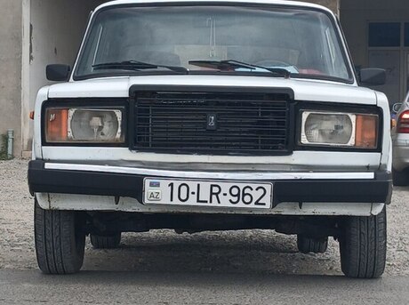 LADA (VAZ) 2107 2000