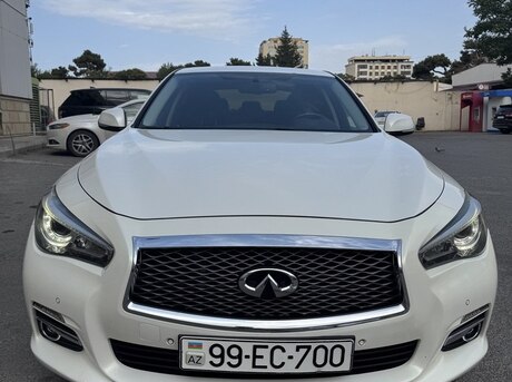 Infiniti Q50 2016