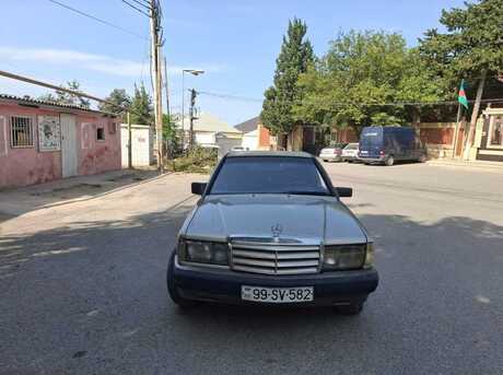 Mercedes 190 1989