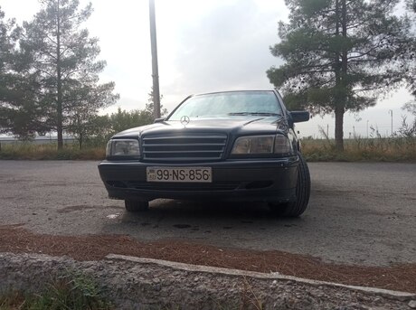 Mercedes C 220