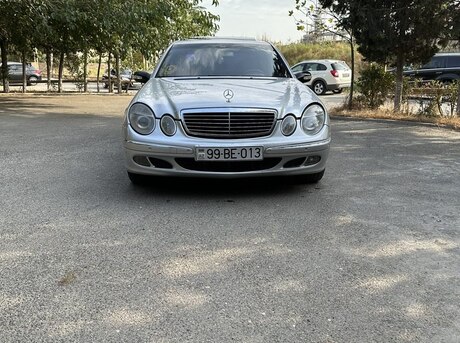 Mercedes E 270 2003