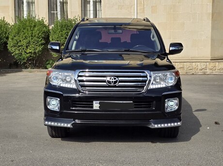 Toyota Land Cruiser 2010