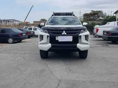Mitsubishi L200 2021