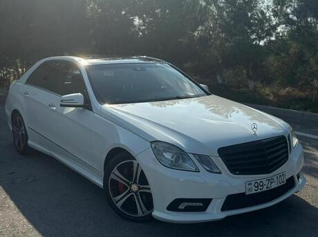 Mercedes E 350 4MATIC 2011