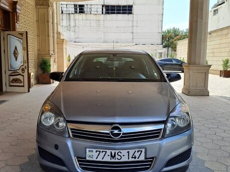 Opel Astra 2009