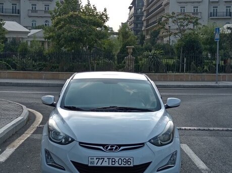 Hyundai Elantra 2015