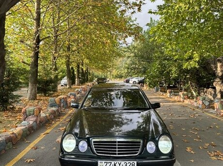 Mercedes E 240 2000