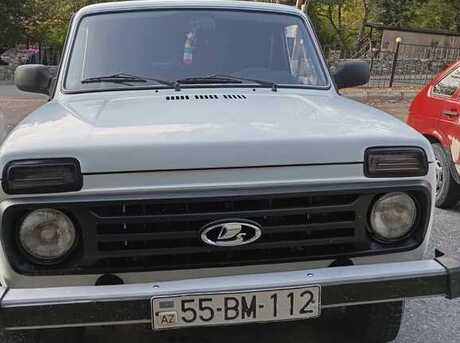 LADA (VAZ) Niva 2010