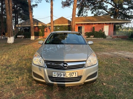 Opel Astra 2008