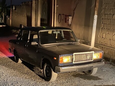 LADA (VAZ) 2107 2011