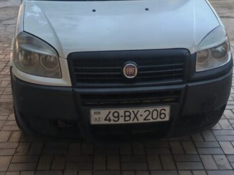 Fiat Doblo 2010