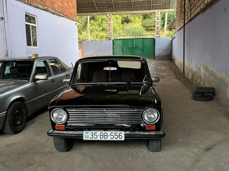 LADA (VAZ) 21011