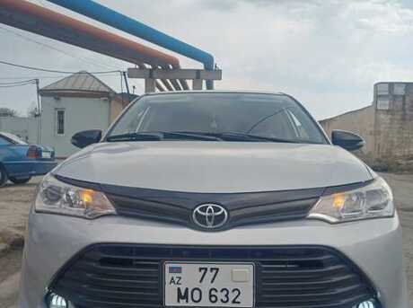 Toyota Corolla Fielder 2015