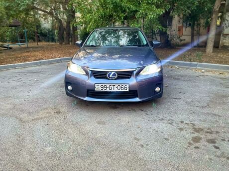 Lexus CT 200h 2012