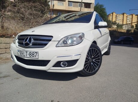 Mercedes B 180 2010