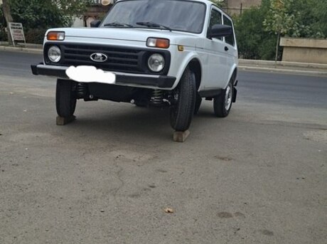 LADA (VAZ) Niva