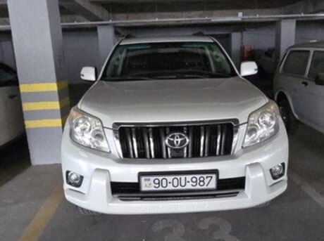 Toyota Land Cruiser Prado 2011