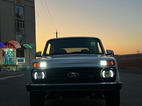 LADA (VAZ) Niva