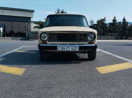 LADA (VAZ) 21011