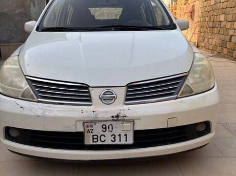 Nissan Tiida 2007