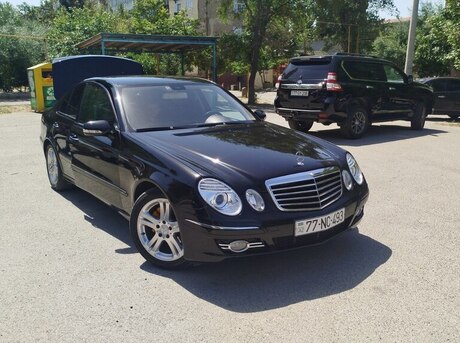 Mercedes E 300