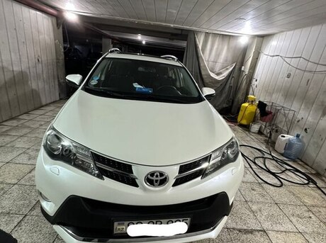 Toyota RAV4 2015