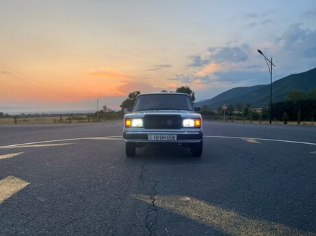 LADA (VAZ) 2107