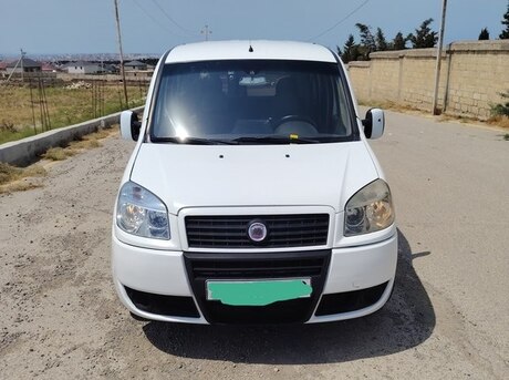 Fiat Doblo 2011