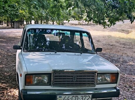 LADA (VAZ) 2107