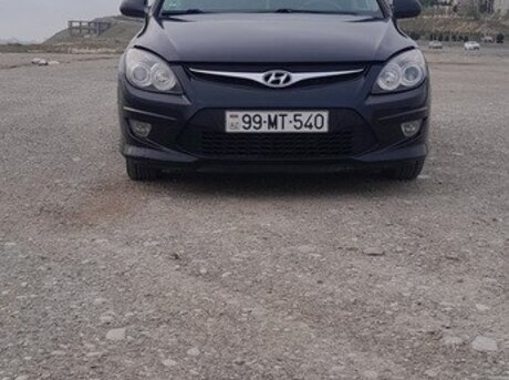 Hyundai i30 2011