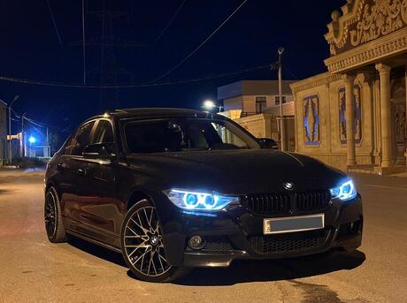 BMW 320 2013