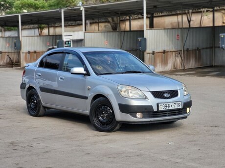 Kia Pride 2005
