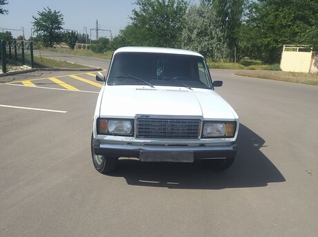 LADA (VAZ) 2107 2000