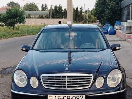 Mercedes E 220 2002