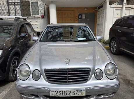 Mercedes E 270 2000