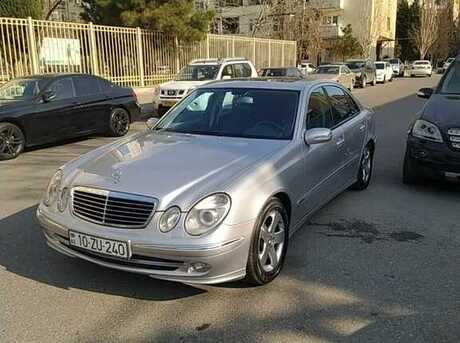 Mercedes E 240 2002