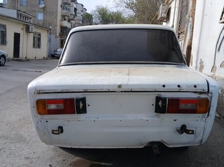 LADA (VAZ) 2106 1983