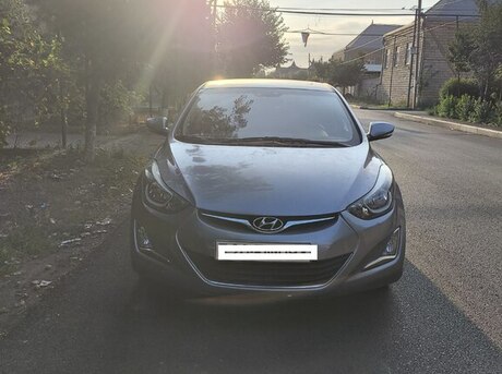 Hyundai Elantra 2015