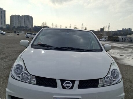 Nissan Wingroad 2015