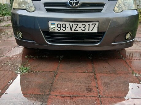Toyota Corolla 2004