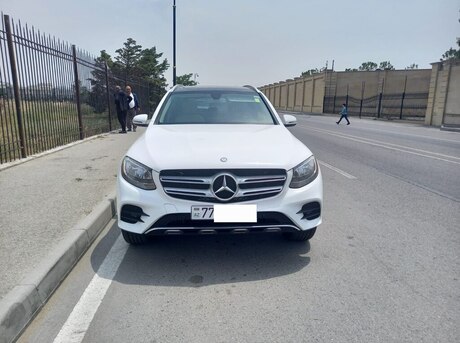 Mercedes GLC 300 4MATIC 2016