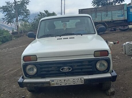 LADA (VAZ) Niva 2006
