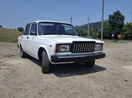 LADA (VAZ) 2107 2010