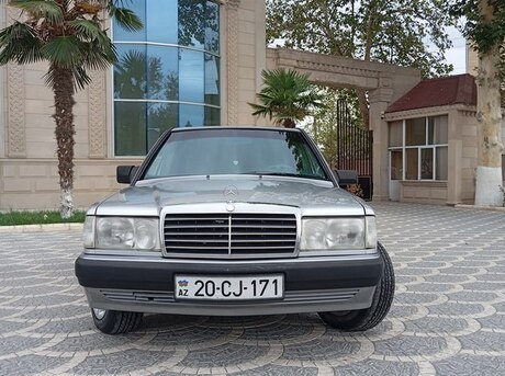 Mercedes 190 1992