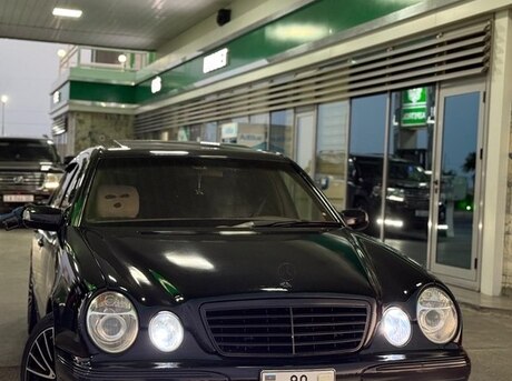 Mercedes E 320 2001
