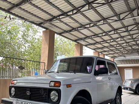 LADA (VAZ) Niva 1997